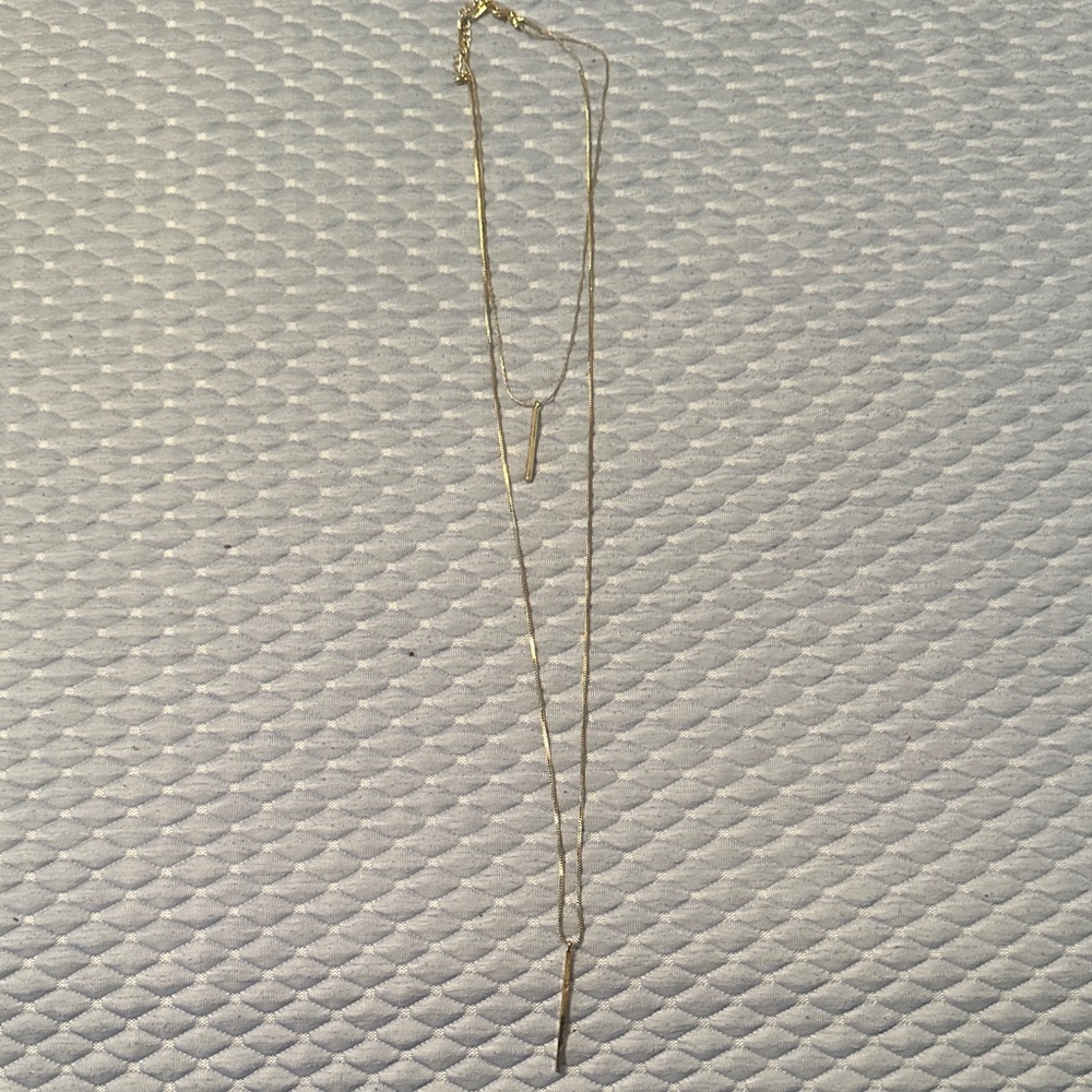 Elegant Gold Necklace